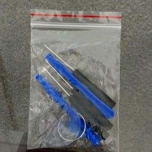 IPhone screen replacement kit